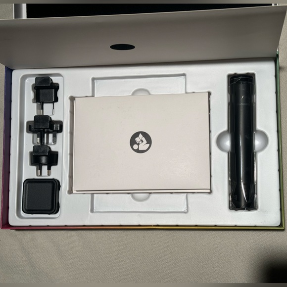 XP-PEN Artist12 11.6 Inch FHD Drawing Monitor - Picture 5 of 5